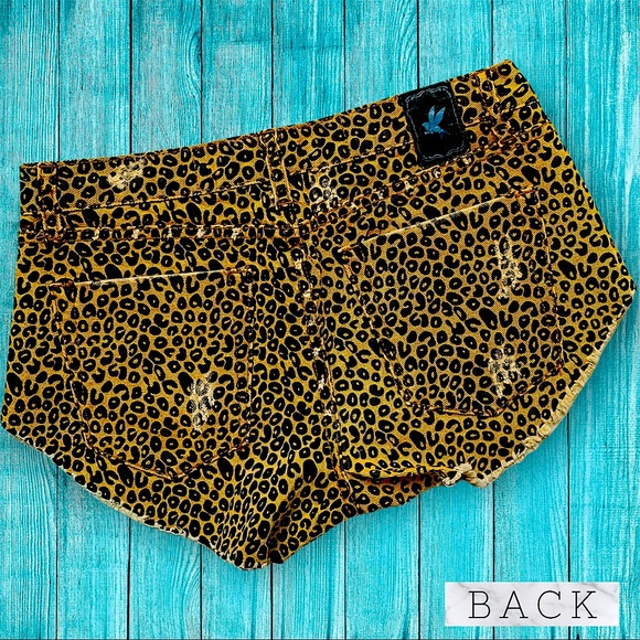 Leopard Print Cut Off Shorts - One Teaspoon - Picture 2 of 5